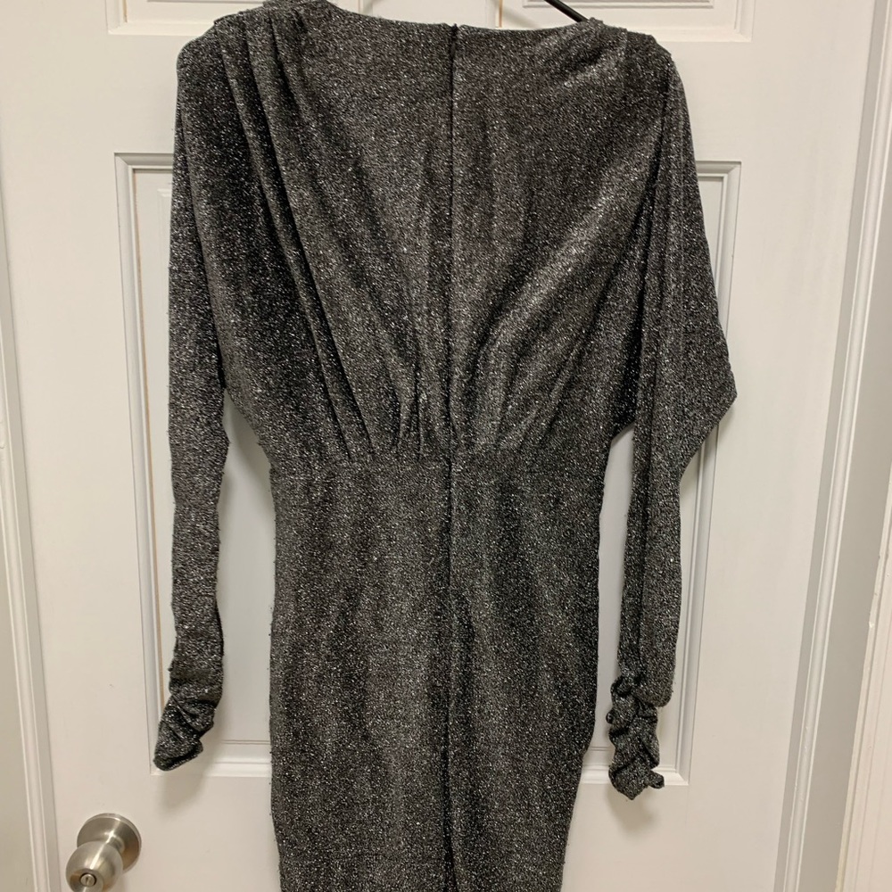 Dress - Picture 4 of 7